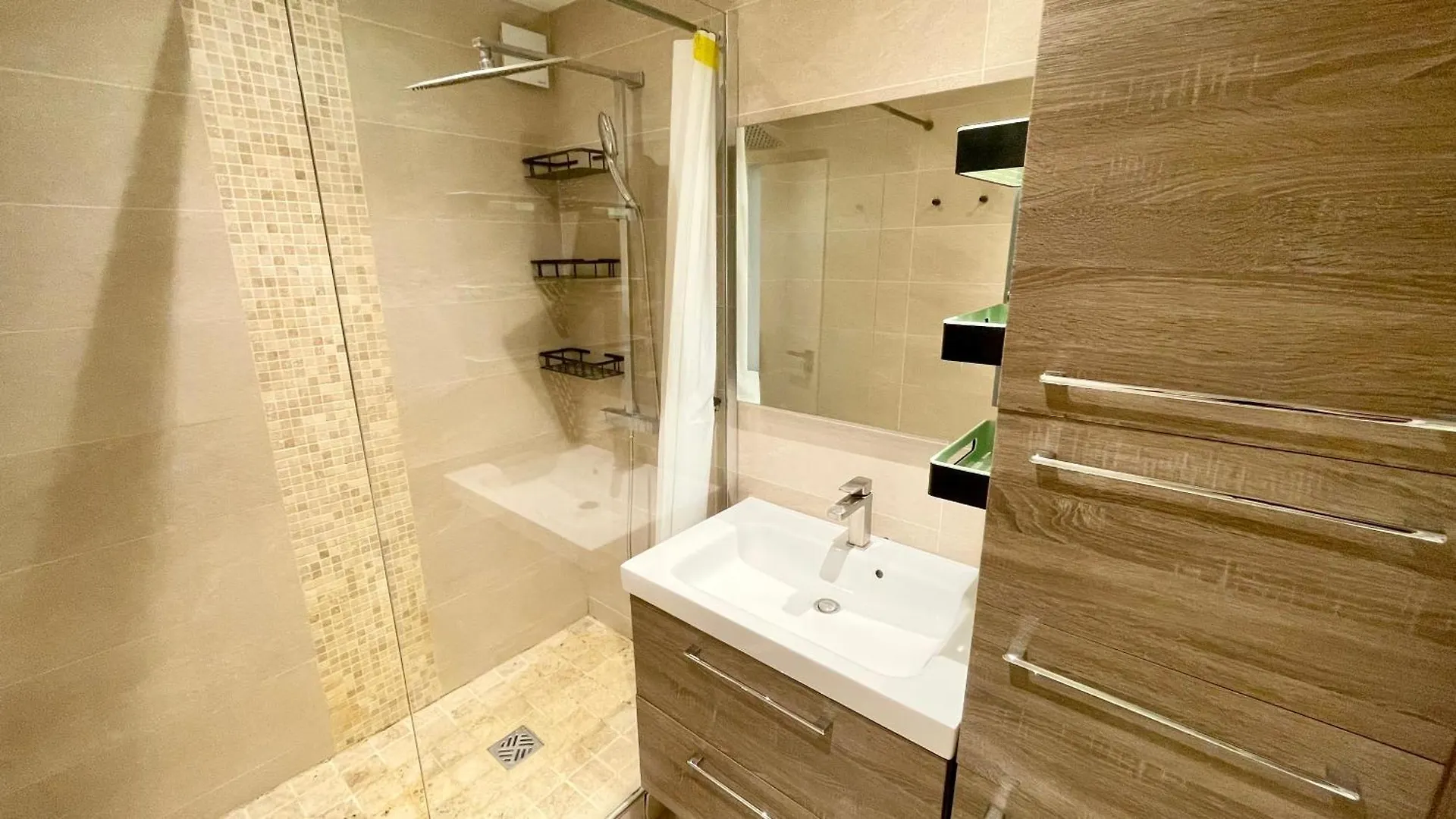 Apartment 129 - Splendeur Confort Et Modernite, Terrasse Au Coeur De Paris France